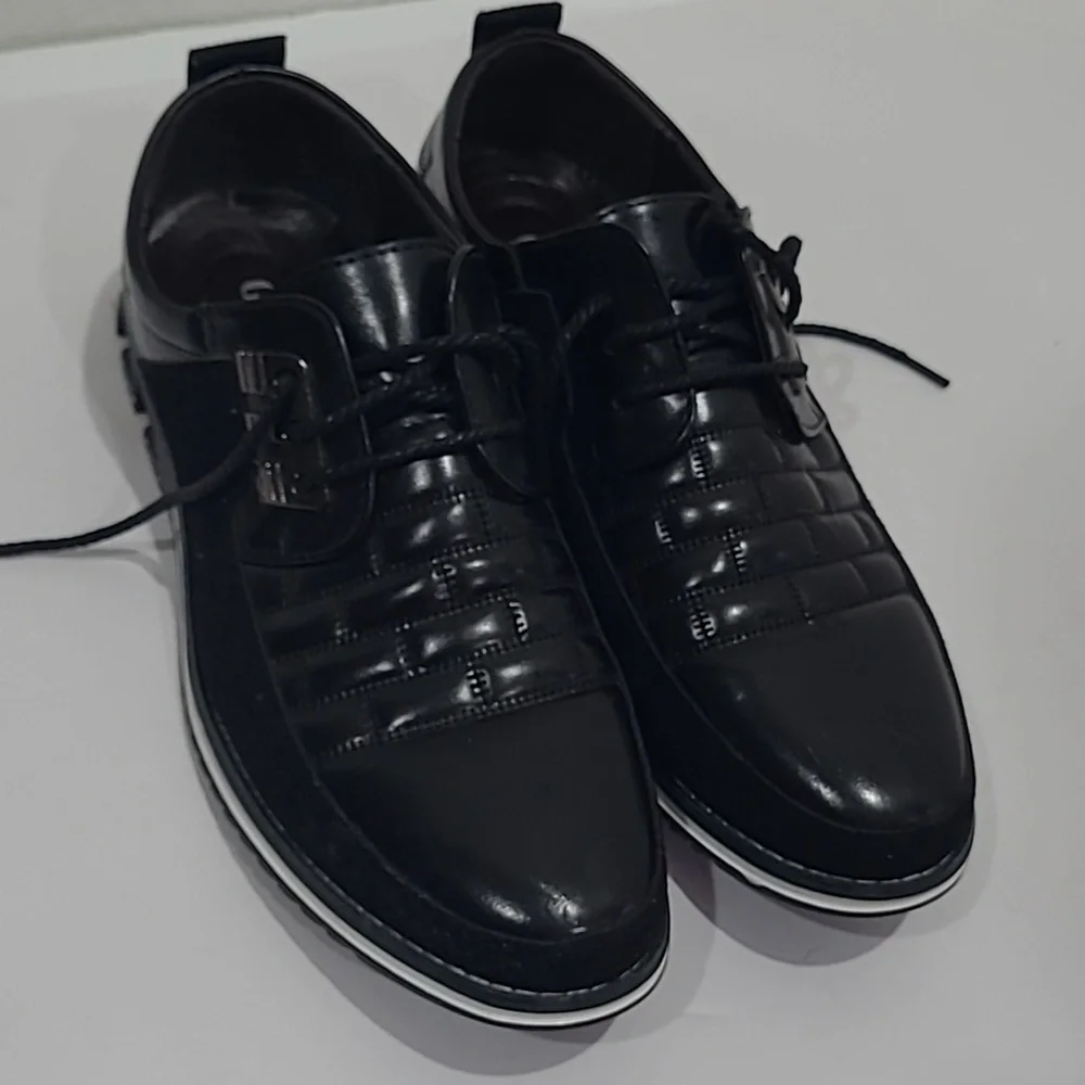 Men's Black Lace-Up Oxford Derby Shoes